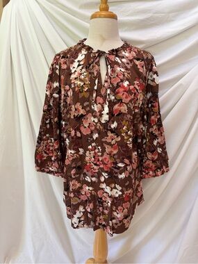 New TORRID Brown Floral 3/4 Sleeve Tunic Top size 2 ~ 2X plus size